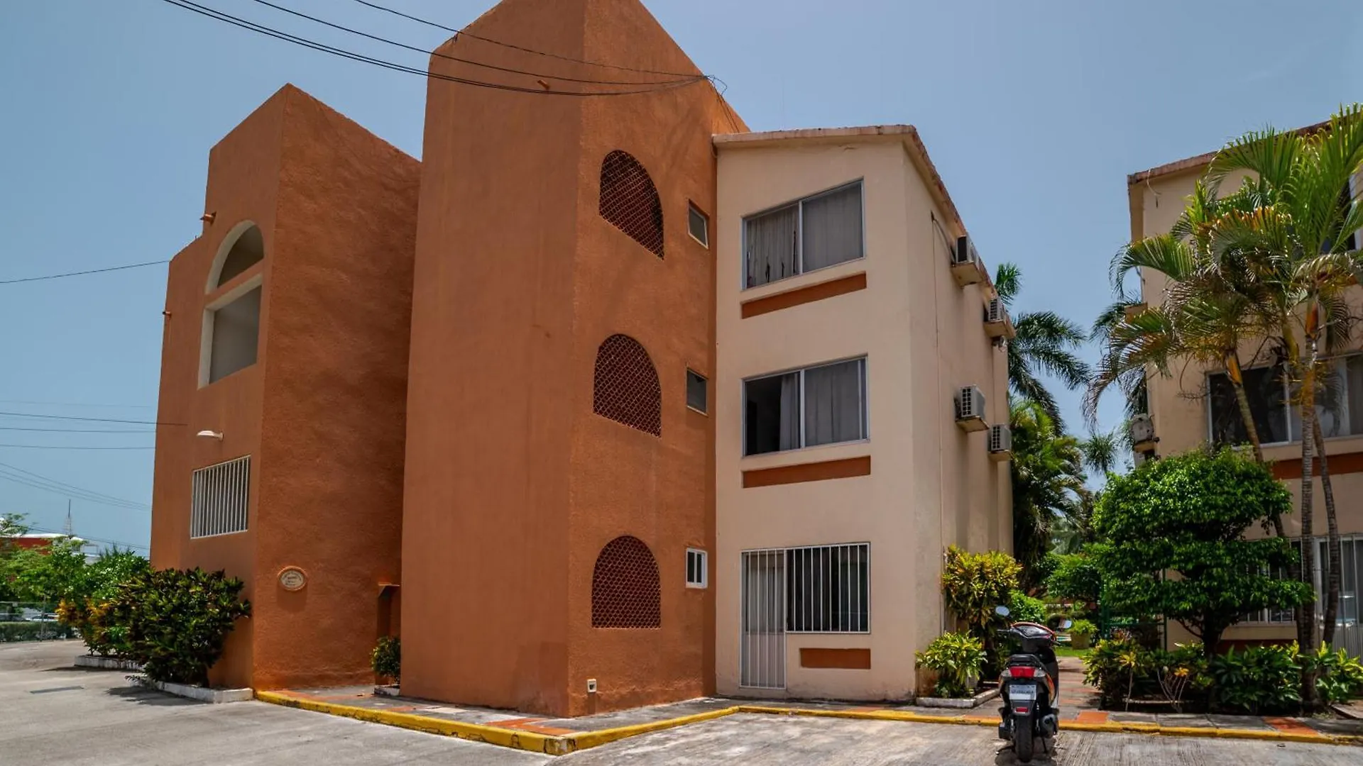 Depa Frente A Plaza Las Americas Cancún 0*,